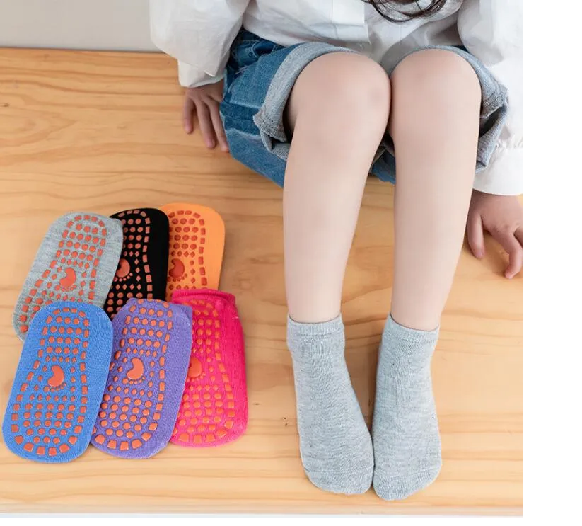 Anti Skid Floor Socks (1 pair)