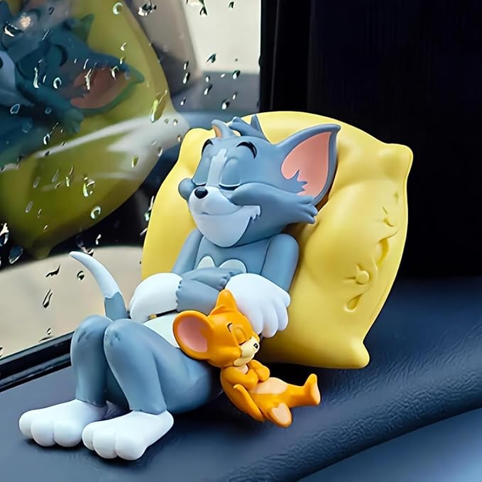 Tom and Jerry Car Showpiece